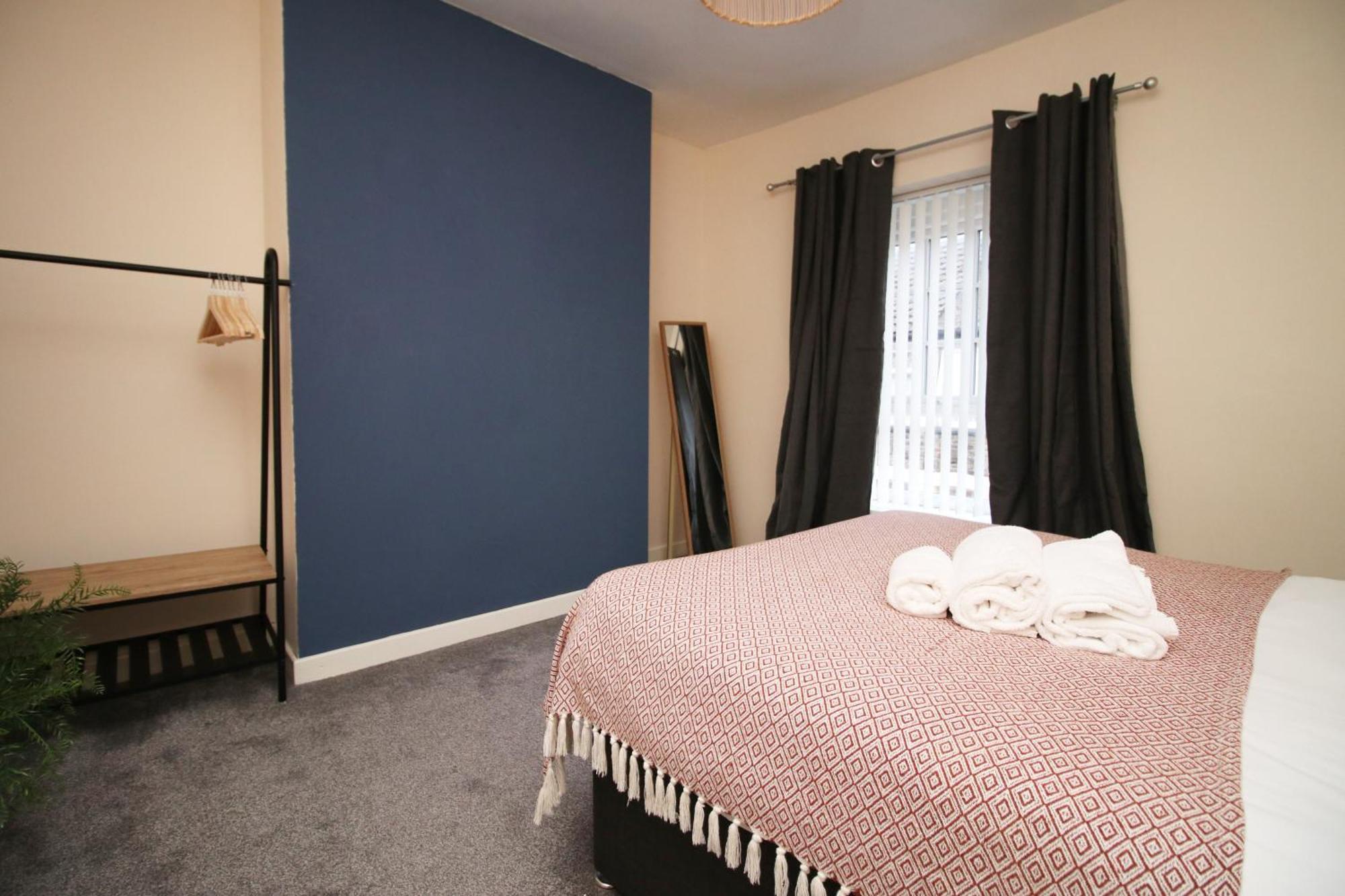 Cosy 3Br Home, Scenic Views, Ideal For Walks & Work Abertillery 外观 照片