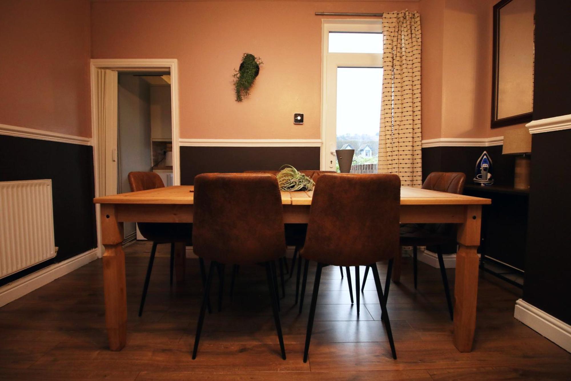 Cosy 3Br Home, Scenic Views, Ideal For Walks & Work Abertillery 外观 照片