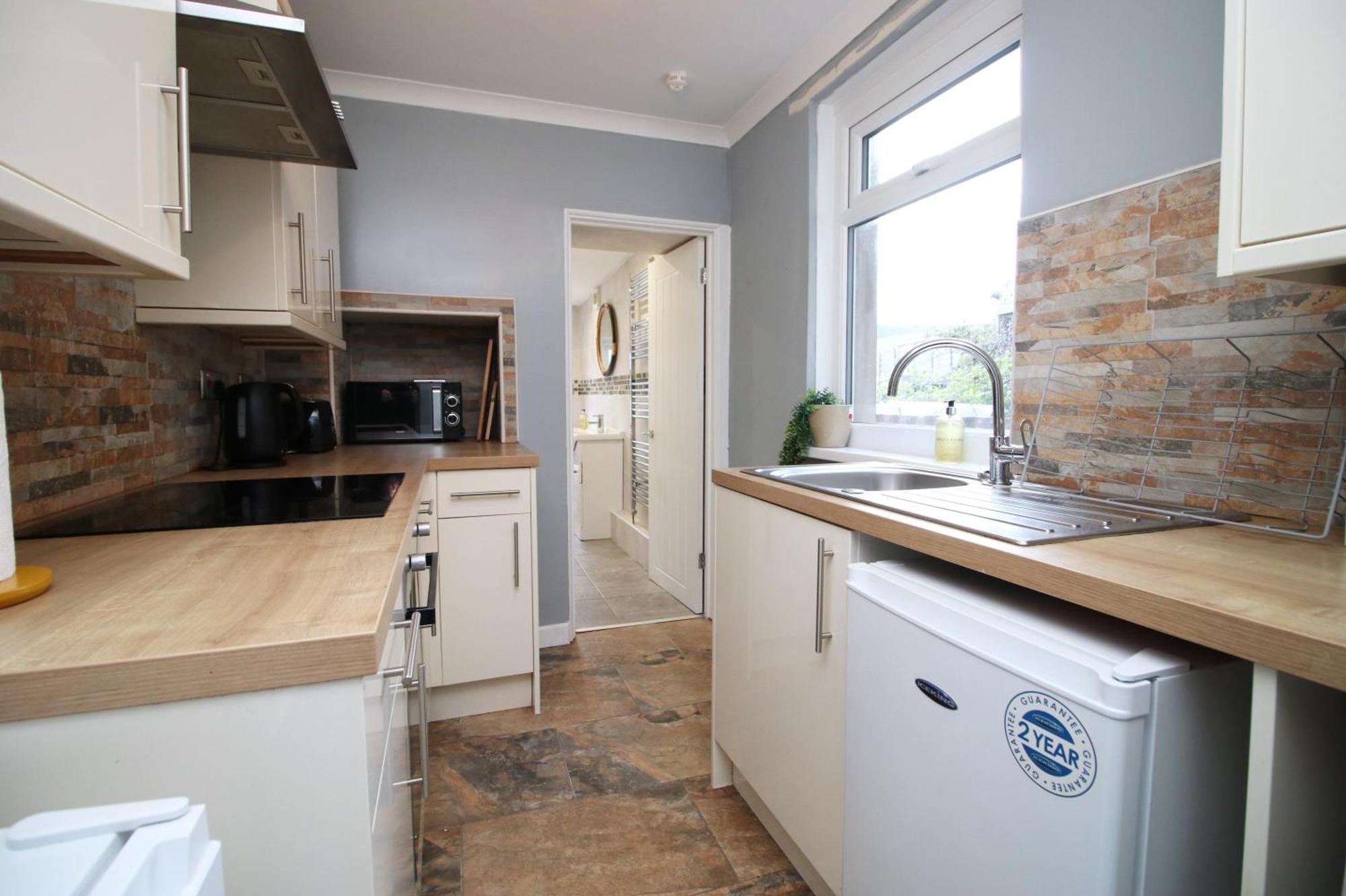 Cosy 3Br Home, Scenic Views, Ideal For Walks & Work Abertillery 外观 照片